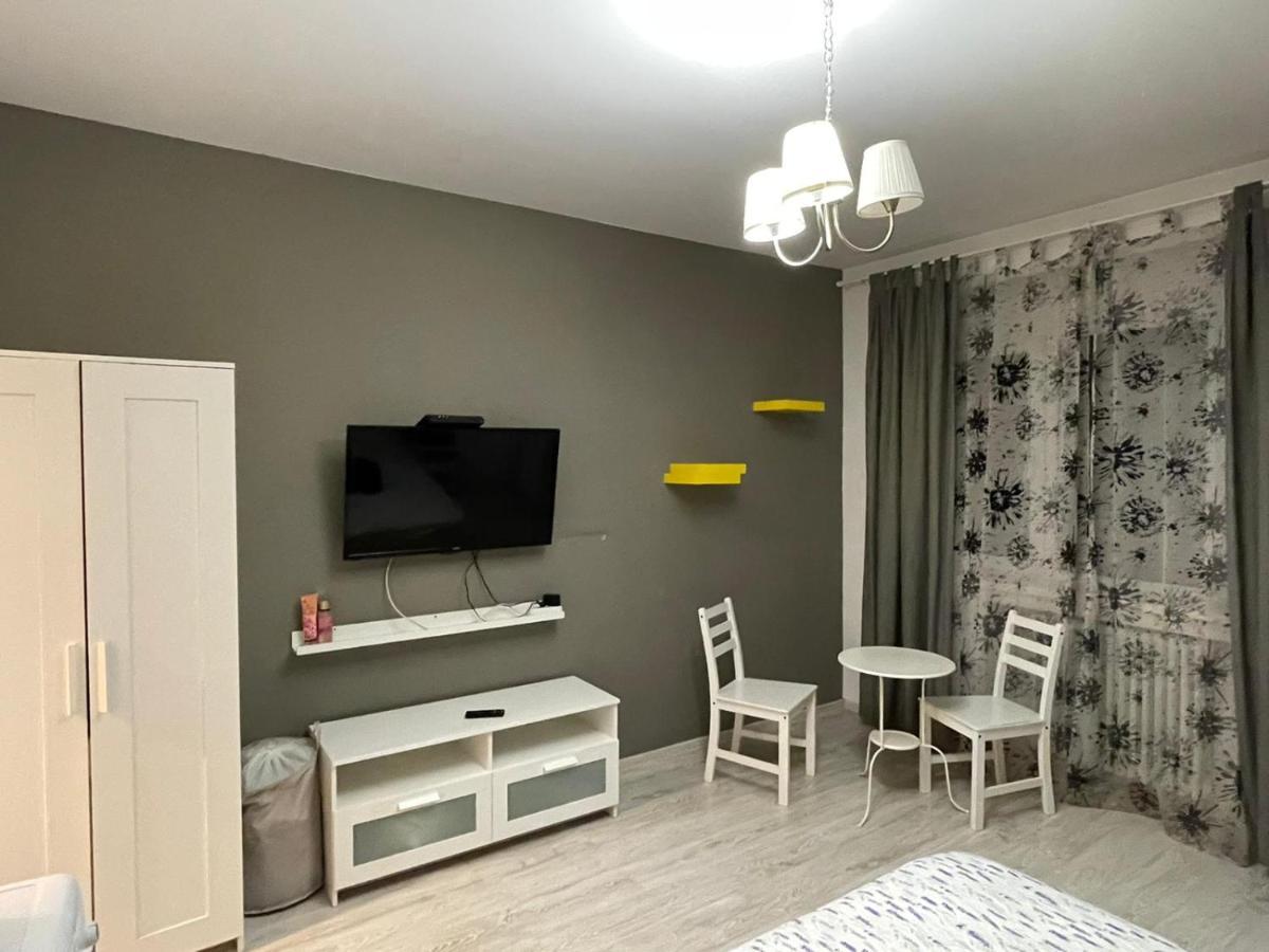 Centru Charming New Apartament Piata Universitate Apartment Bucureşti Ngoại thất bức ảnh